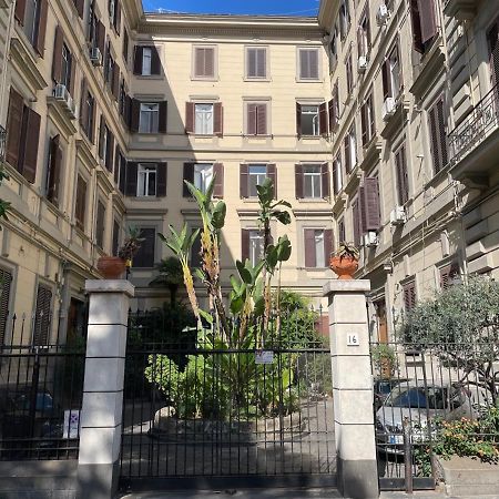 Hotel Gramsci 16 Napoli Esterno foto