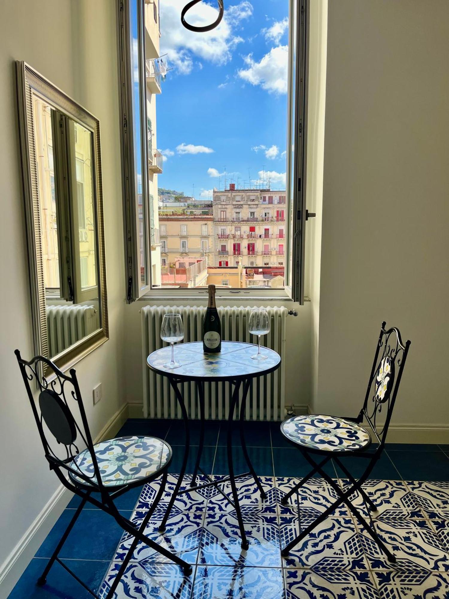 Hotel Gramsci 16 Napoli Esterno foto